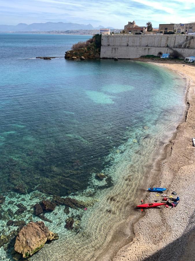 Castello A Mare Castellammare del Golfo Exterior foto