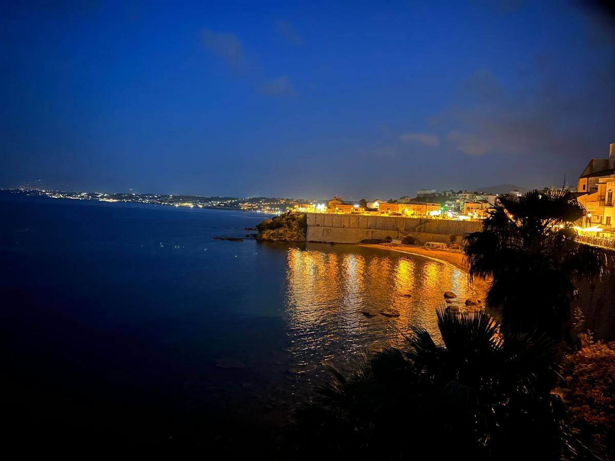 Castello A Mare Castellammare del Golfo Exterior foto