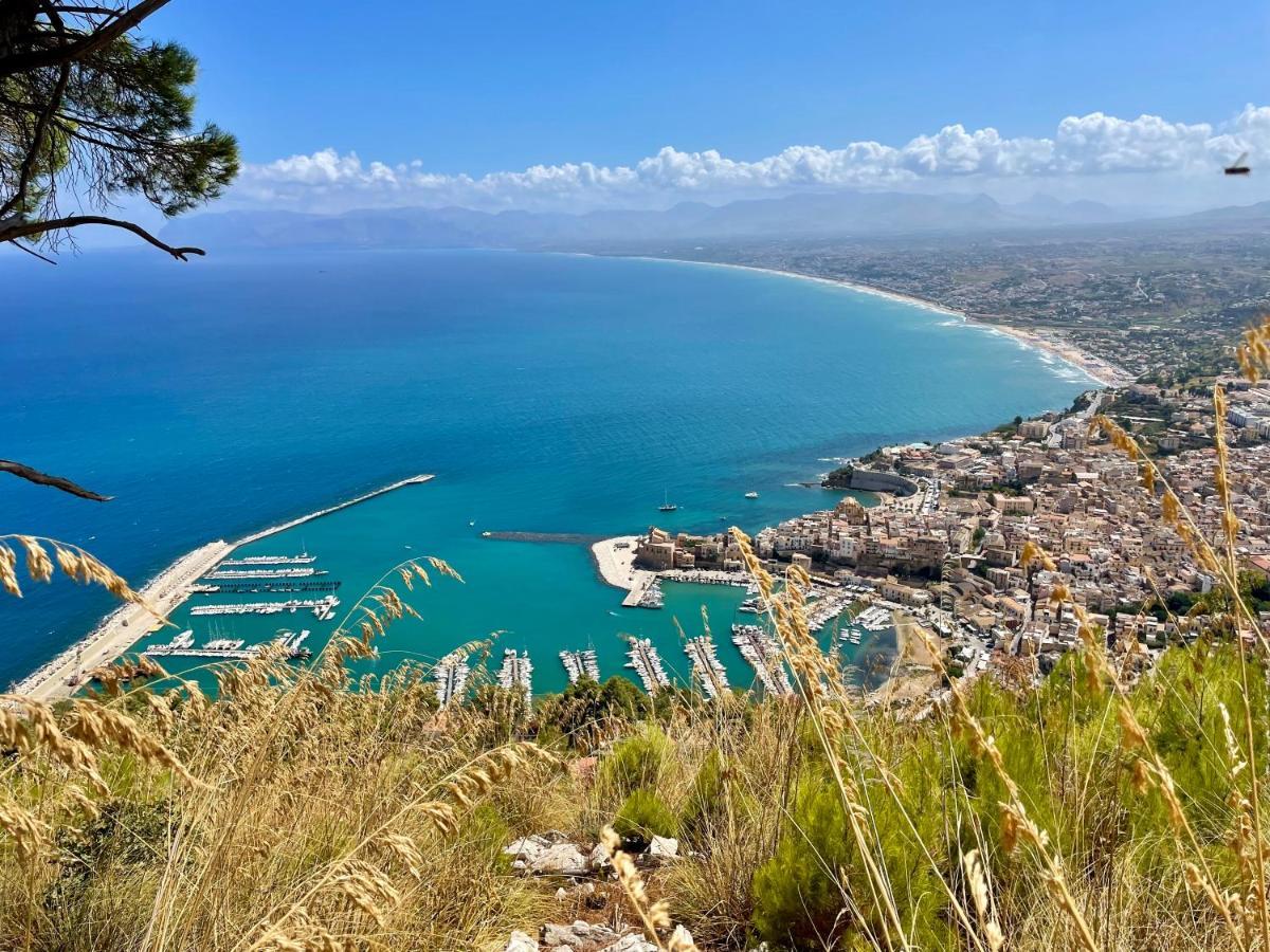 Castello A Mare Castellammare del Golfo Exterior foto